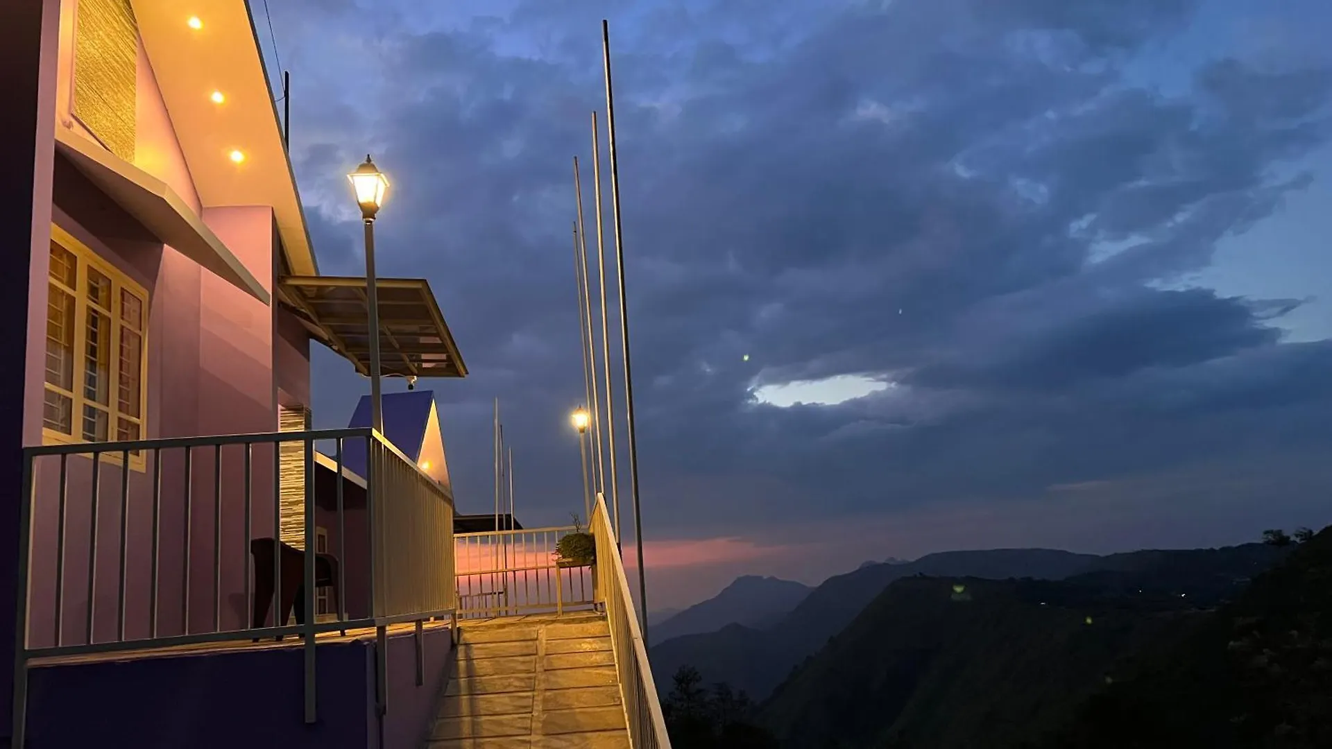 Villa Aikkara Cottages Vagamon
